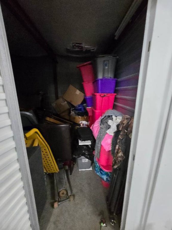 10 x 15 storage unit in Dallas, TX