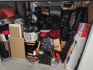 10 x 10 storage unit in Chicago Heights, IL