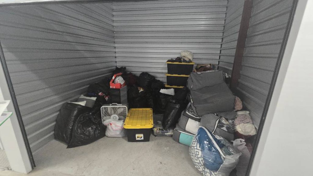 10 x 10 storage unit in Chicago Heights, IL