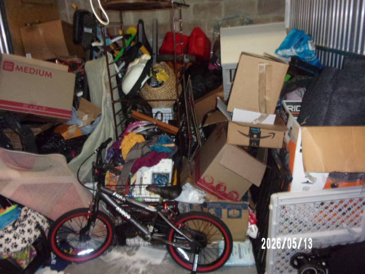 10 x 10 storage unit in Crestview, FL