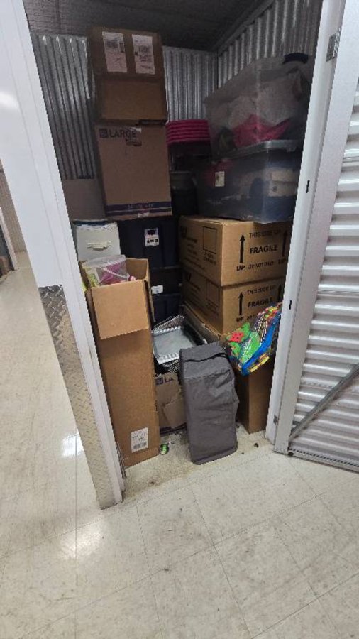 5 x 5 storage unit in Chicago Heights, IL