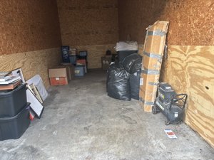 10 x 24 storage unit in Saint Peters, MO