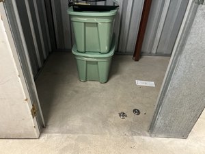 5 x 5 storage unit in Chicago, IL