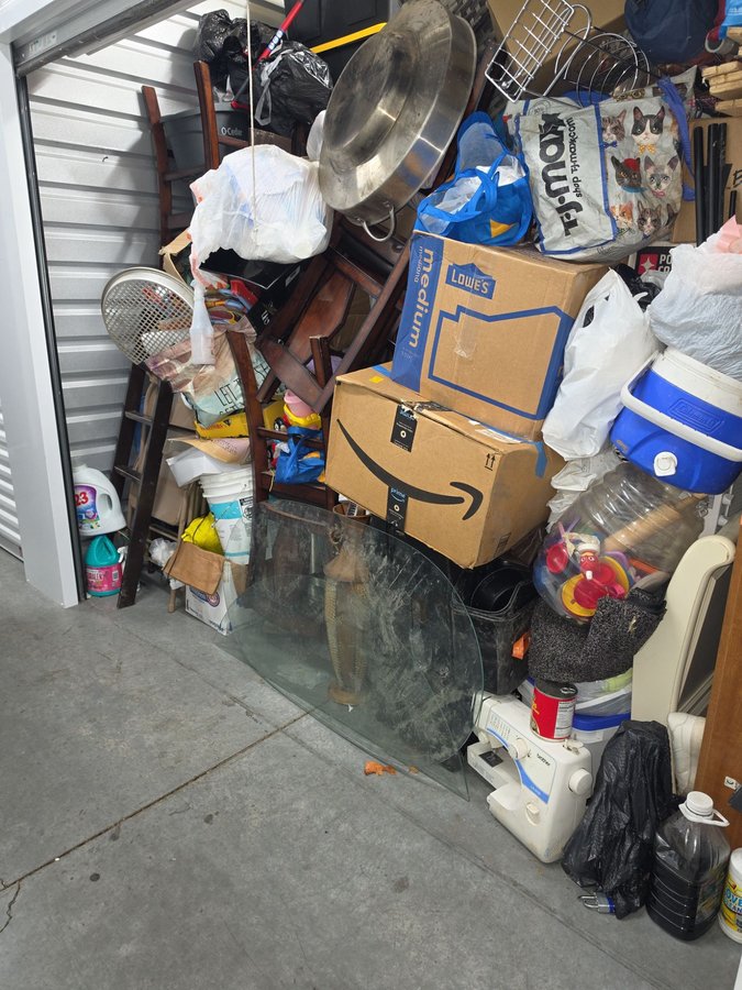 10 x 15 storage unit in Salem, OR