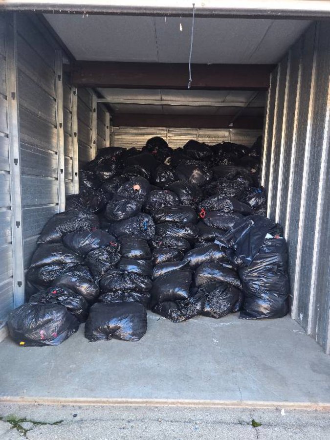 10 x 25 storage unit in Grayslake, IL