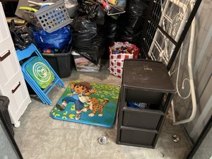 10 x 10 storage unit in Chicago, IL