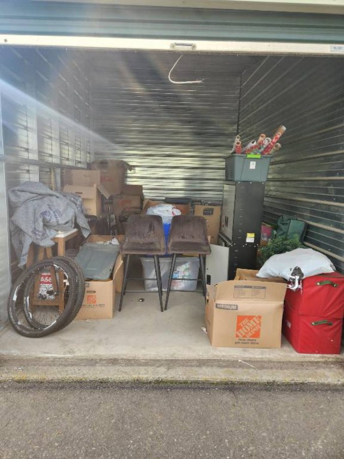 10 x 15 storage unit in Spokane, WA