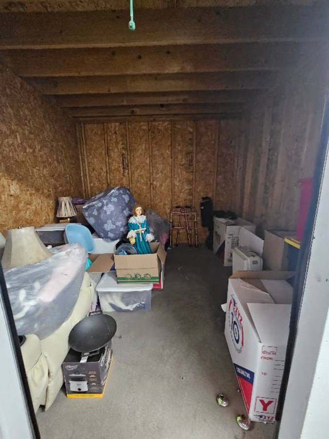 10 x 10 storage unit in Las Vegas, NV
