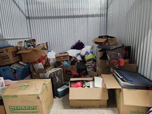 20 x 10 storage unit in Aurora, IL