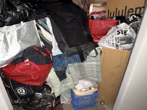 10 x 15 storage unit in Los Alamitos, CA