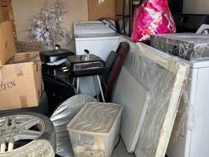 10 x 10 storage unit in Long Beach, CA