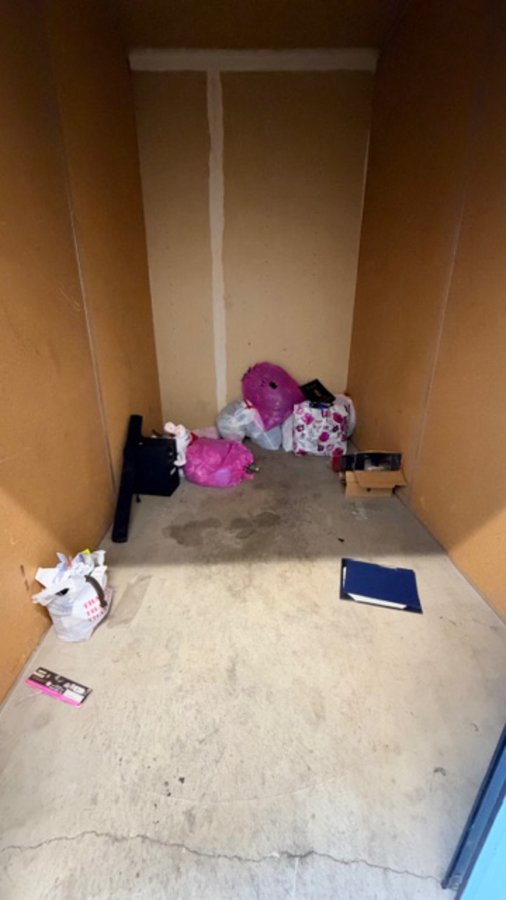 6 x 10 storage unit in Antioch, CA