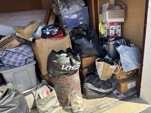 10 x 10 storage unit in Long Beach, CA
