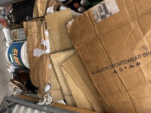 10 x 10 storage unit in Cypress, CA