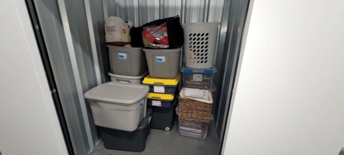 5 x 5 storage unit in Chicago, IL