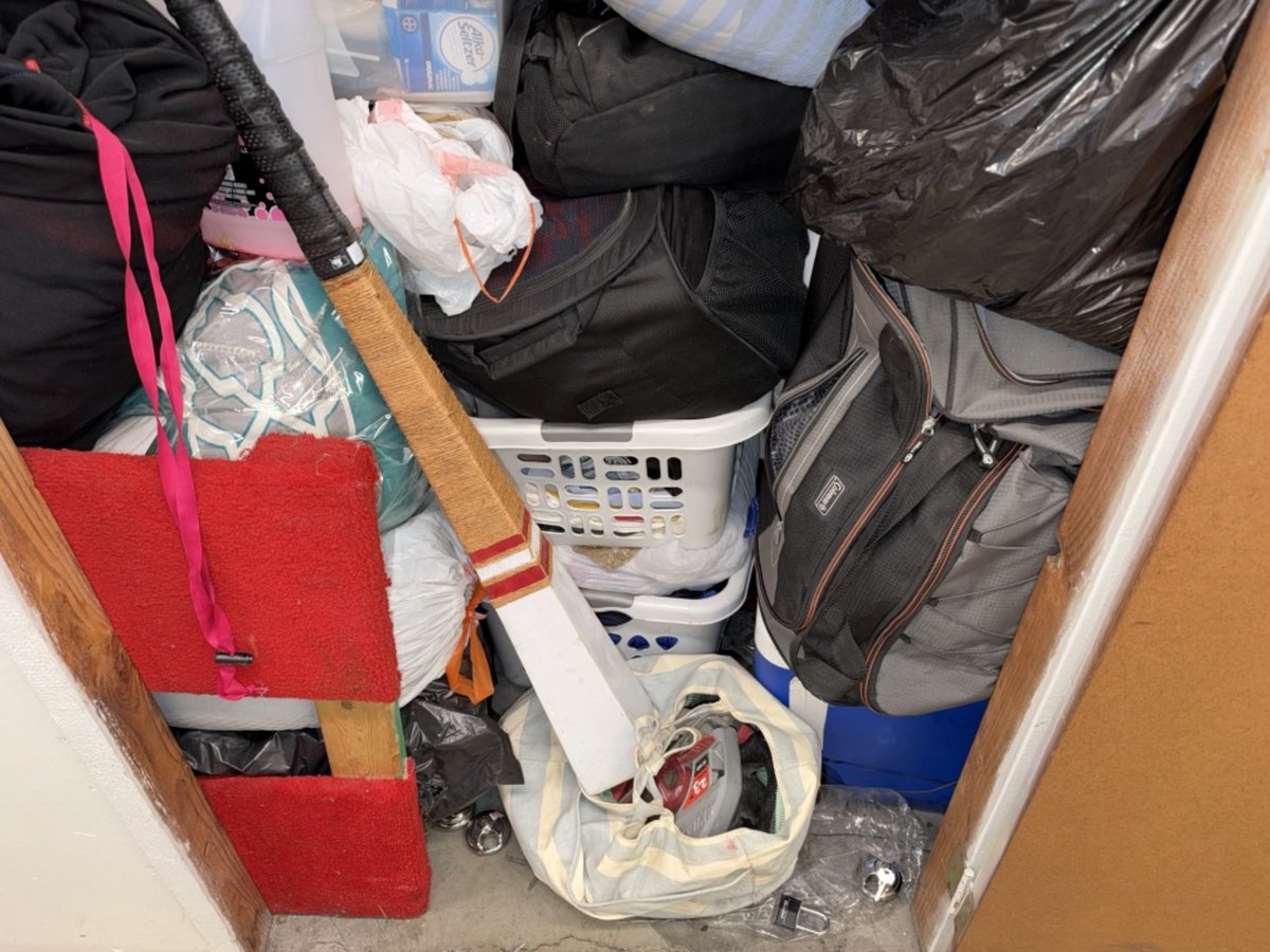 5 x 5 storage unit in Long Beach, CA
