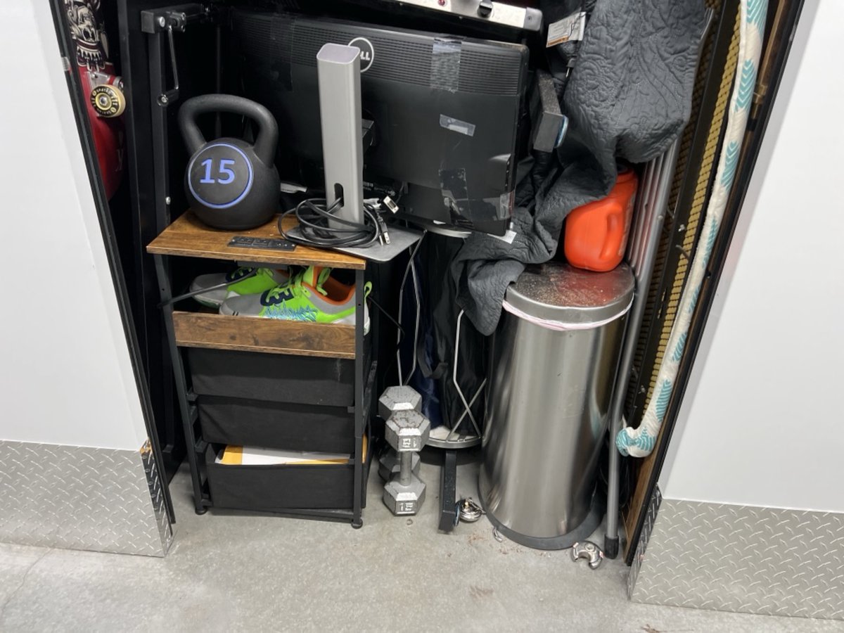 5 x 10 storage unit in Chicago, IL