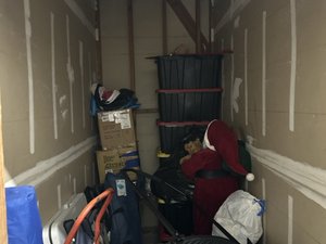 5 x 10 storage unit in Cypress, CA