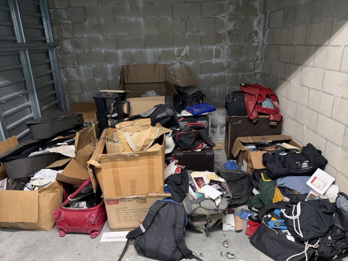 10 x 10 storage unit in Hawaiian Gardens, CA