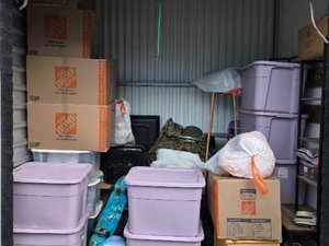 8 x 4 storage unit in Kapolei, HI