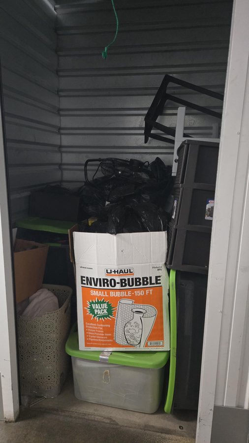 5 x 5 storage unit in Henderson, NV