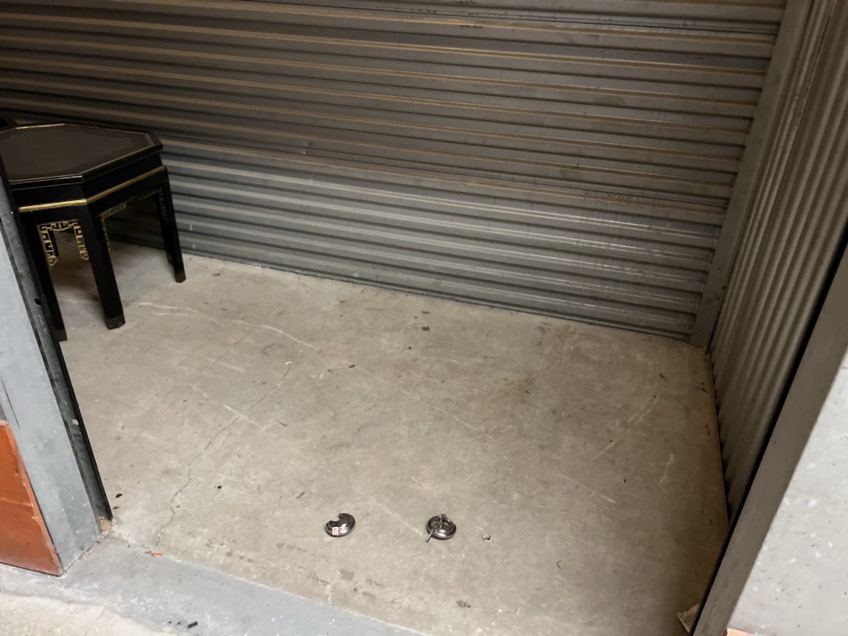 5 x 10 storage unit in Chicago, IL