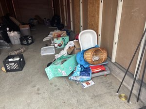 10 x 30 storage unit in St Louis, MO