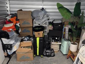 10 x 8 storage unit in Phoenix, AZ