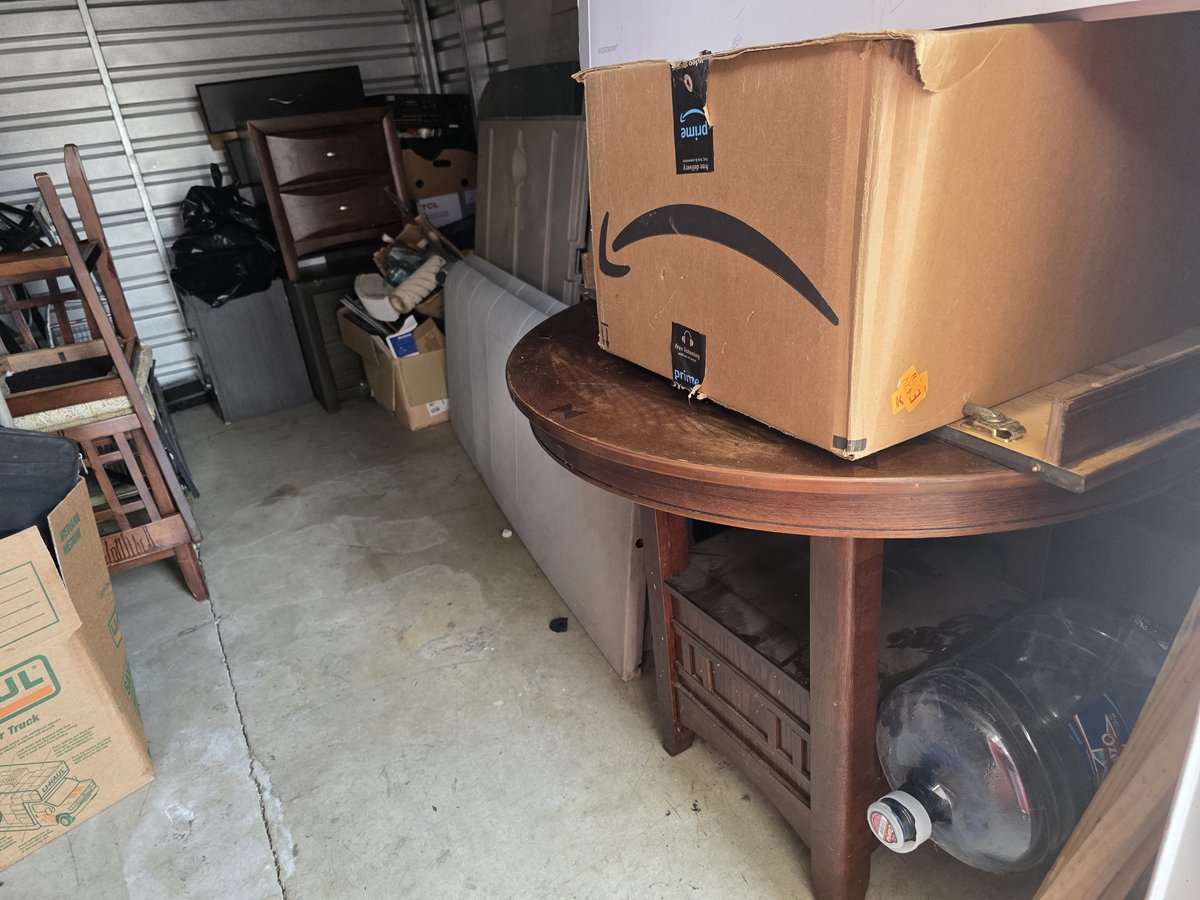 10 x 15 storage unit in Kingwood, TX