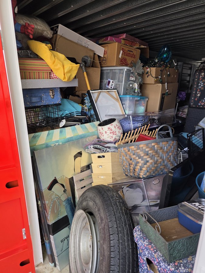 10 x 15 storage unit in Kingwood, TX