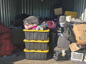 10 x 10 storage unit in Fontana, CA