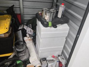 5 x 5 storage unit in Los Angeles, CA