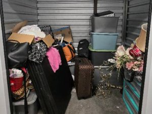 10 x 5 storage unit in Goodyear, AZ