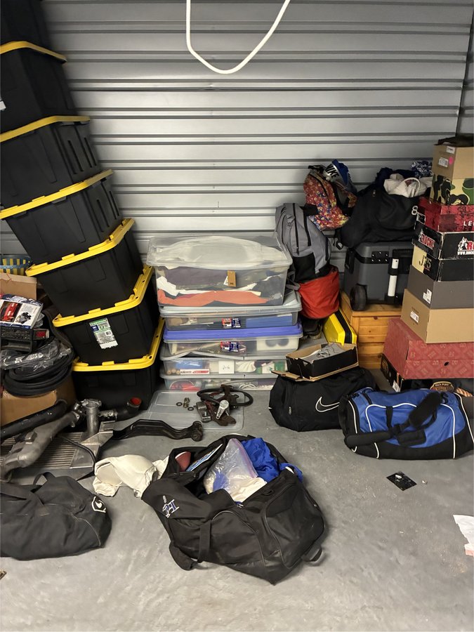 10 x 7 storage unit in Henderson, NV