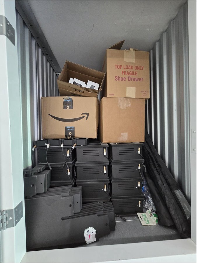 3 x 3 storage unit in Puyallup, WA