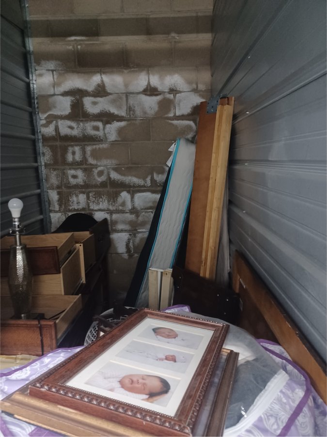 5 x 10 storage unit in Elk Grove, CA