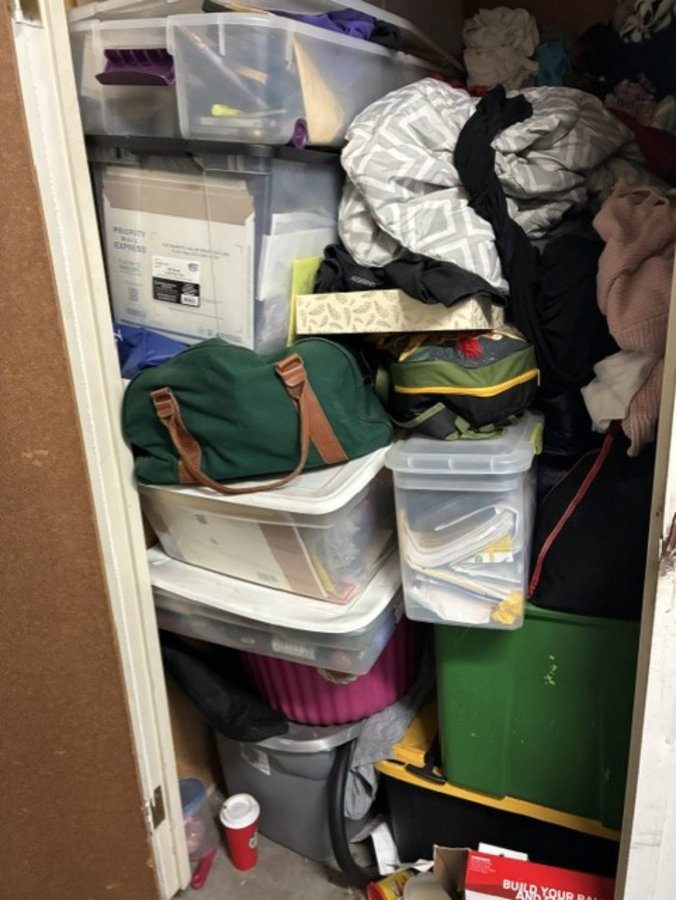 4 x 5 storage unit in Spring Valley, CA