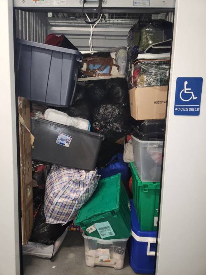 5 x 5 storage unit in Newark, CA