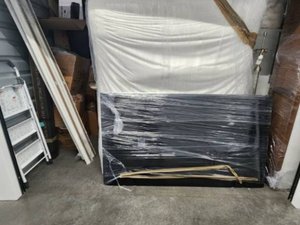 10 x 10 storage unit in Newark, CA