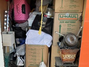 5 x 10 storage unit in Palmdale, CA