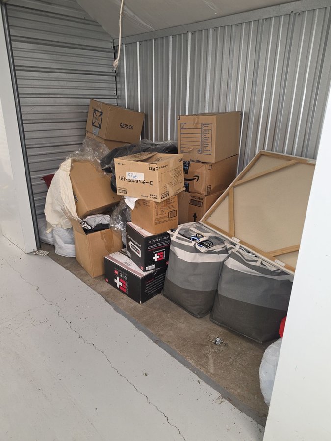 5 x 10 storage unit in Portland, OR