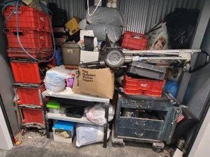 10 x 5 storage unit in Los Angeles, CA
