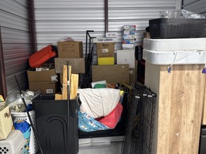 10 x 10 storage unit in Evans, CO