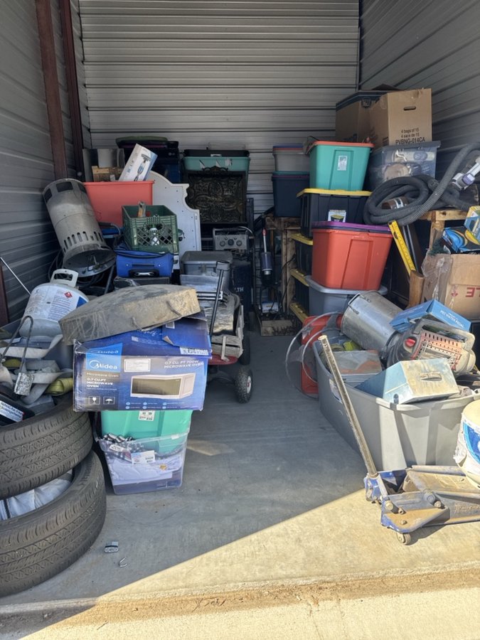 10 x 15 storage unit in Evans, CO