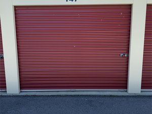 10 x 15 unit in Mt. Vernon