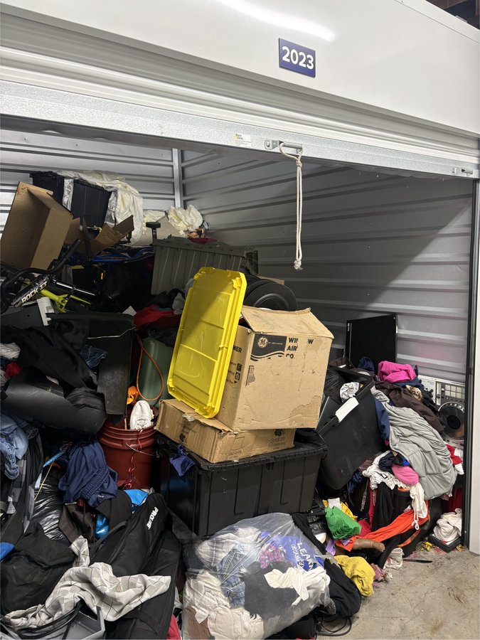 10 x 10 storage unit in Norfolk, VA