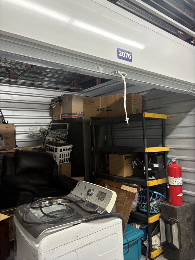 10 x 10 storage unit in Norfolk, VA