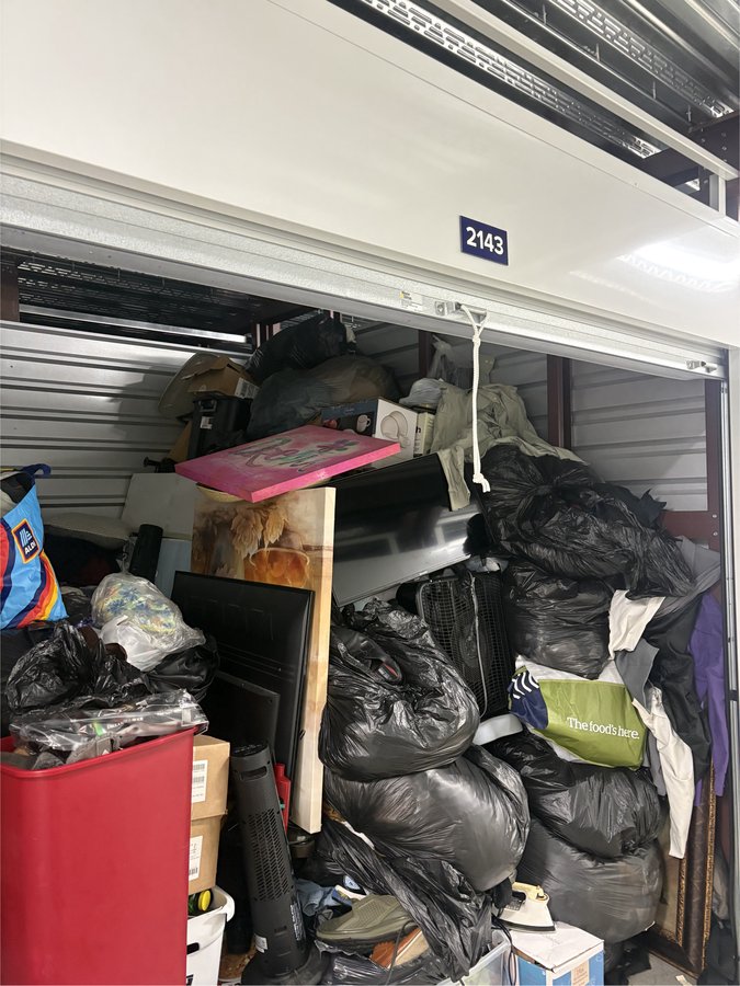 10 x 10 storage unit in Norfolk, VA