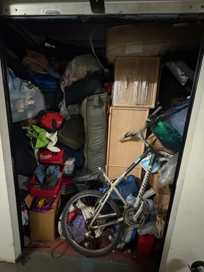 8 x 9 storage unit in Kahului, HI