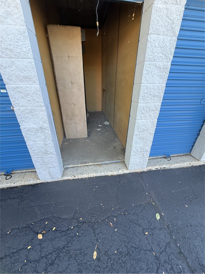 5 x 10 storage unit in Denver, CO